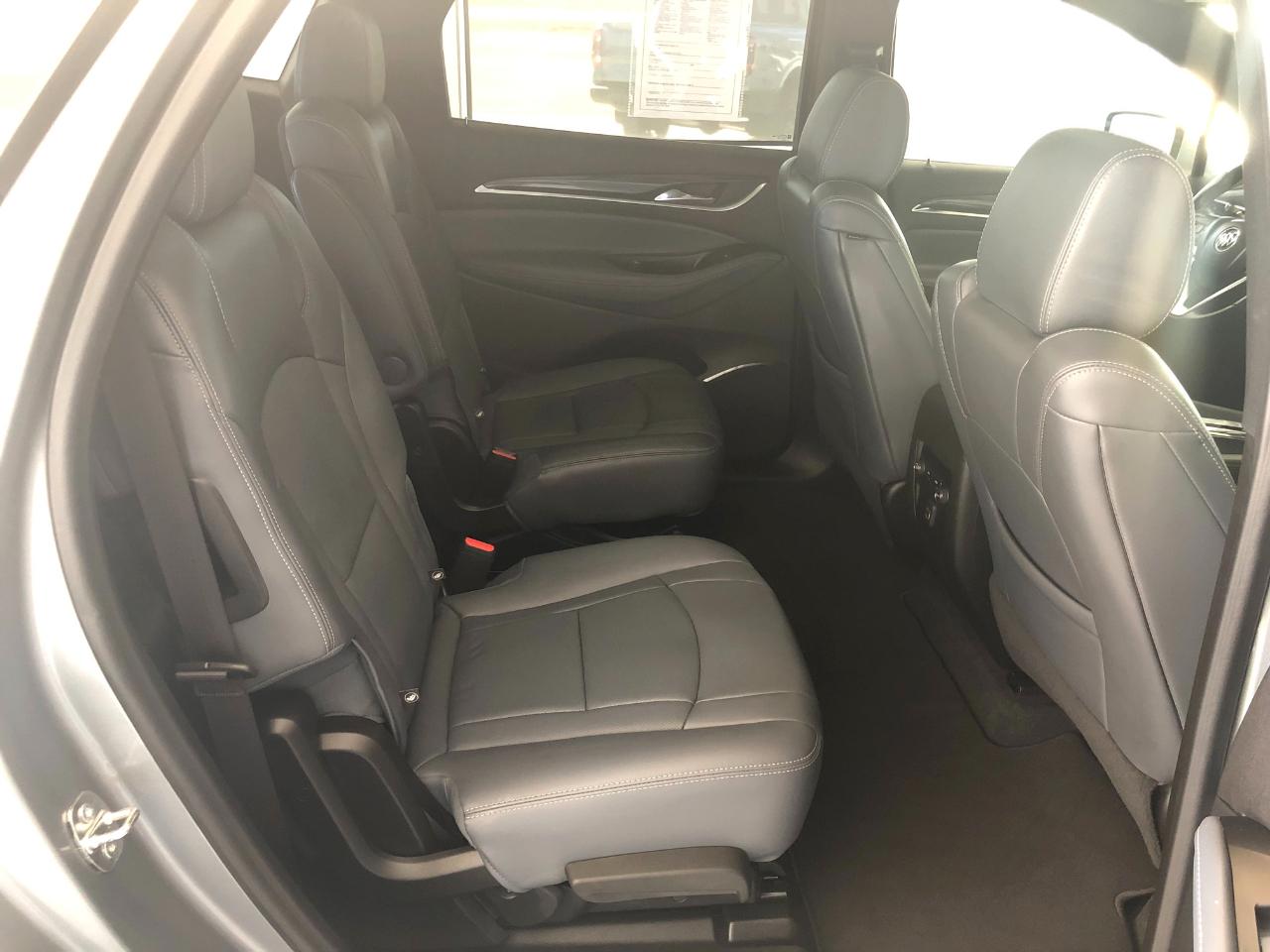 Buick Enclave AWD 4dr Essence 2023