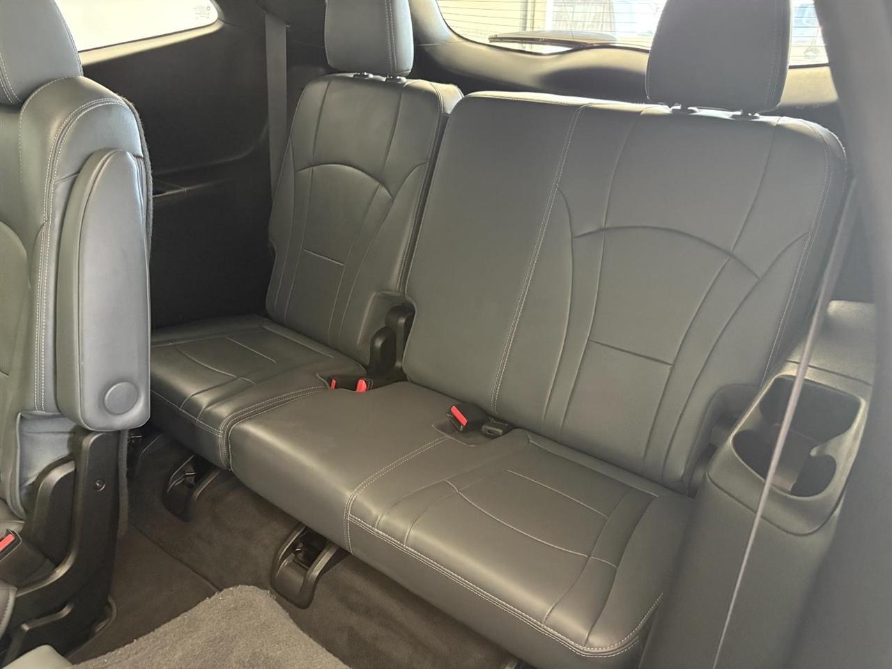 Buick Enclave AWD 4dr Essence 2023