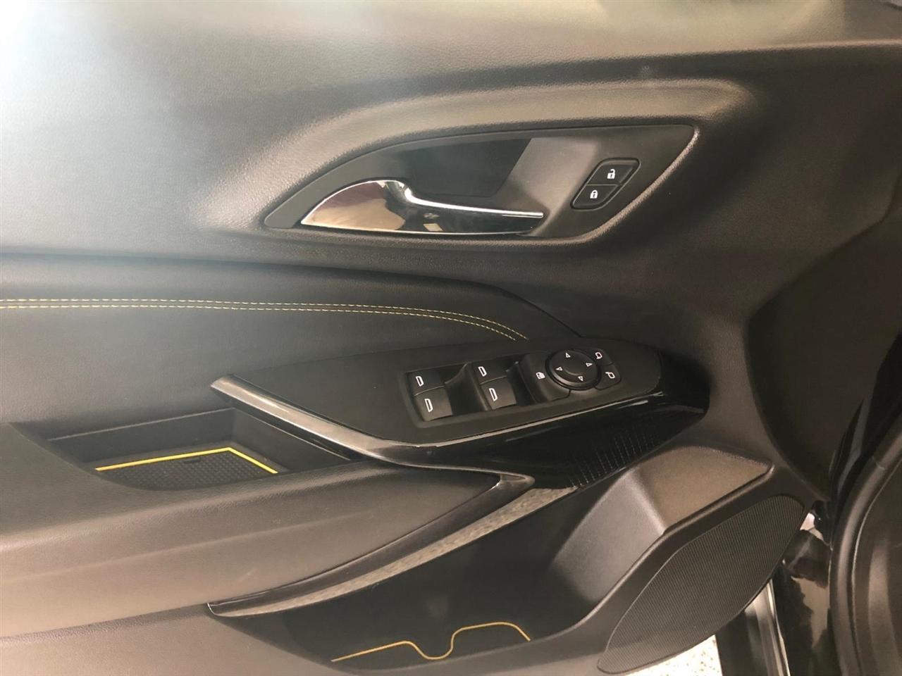 Chevrolet Trax FWD 4dr LT 2024