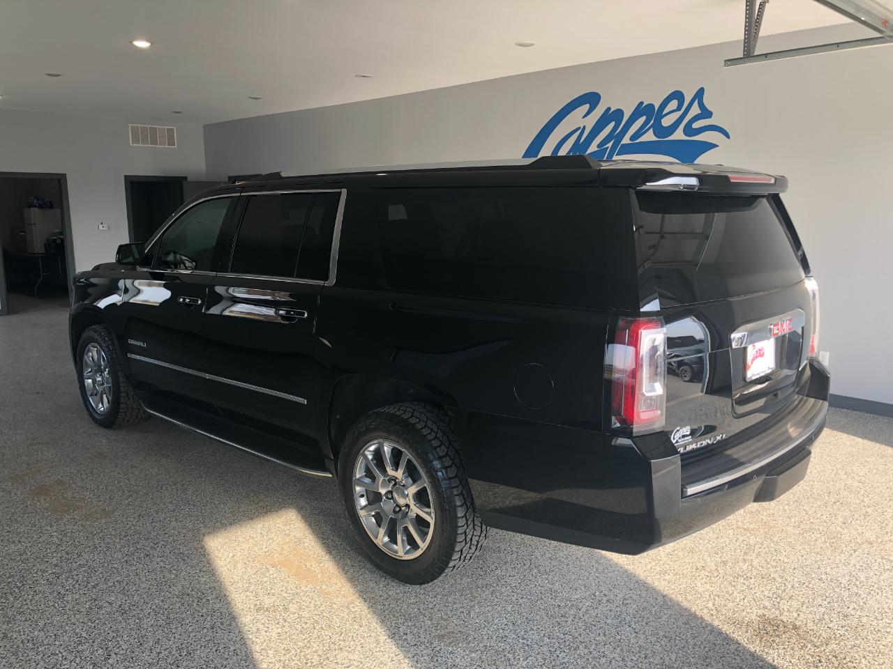 GMC Yukon XL 4WD 4dr Denali 2016
