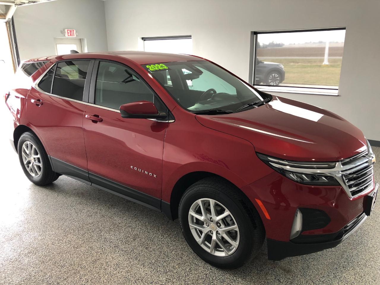 Chevrolet Equinox AWD 4dr LT w/1LT 2023