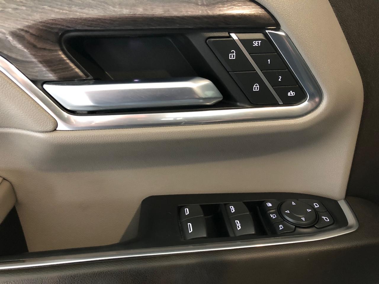 Chevrolet Silverado 2500HD 4WD Crew Cab 159" LTZ 2024