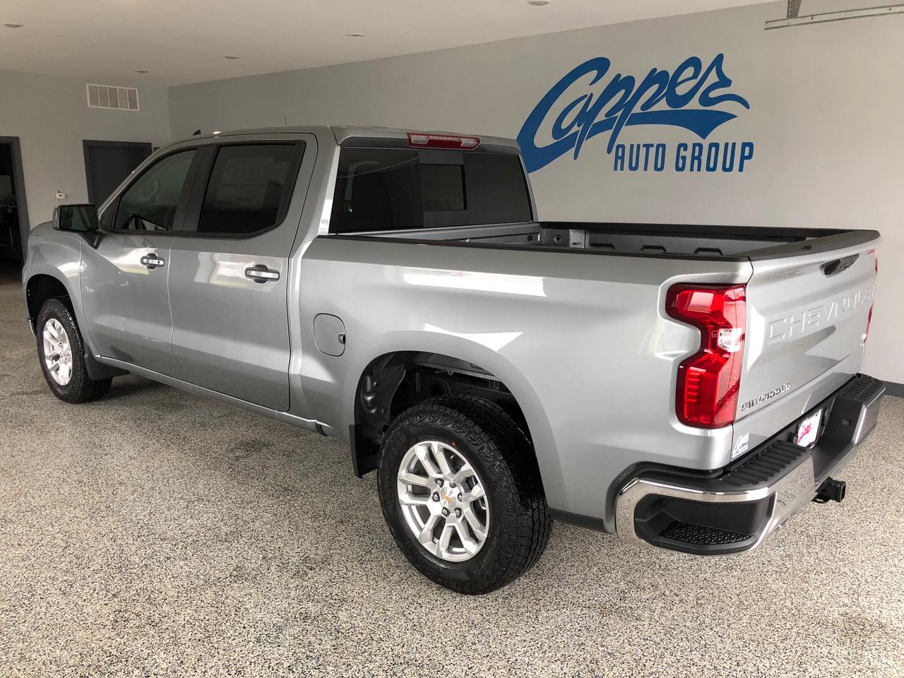Chevrolet Silverado 1500 4WD Crew Cab 147" LT w/1LT 2026