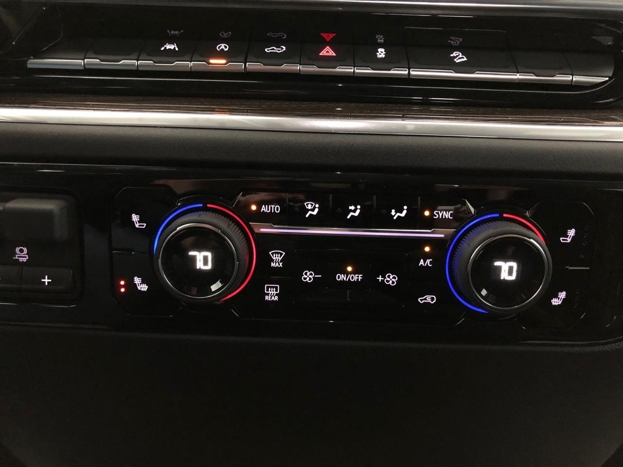 Chevrolet Silverado 1500 4WD Crew Cab 147" LT w/1LT 2026