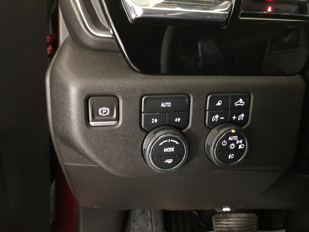 Chevrolet Silverado 1500 4WD Crew Cab 147" LTZ 2023