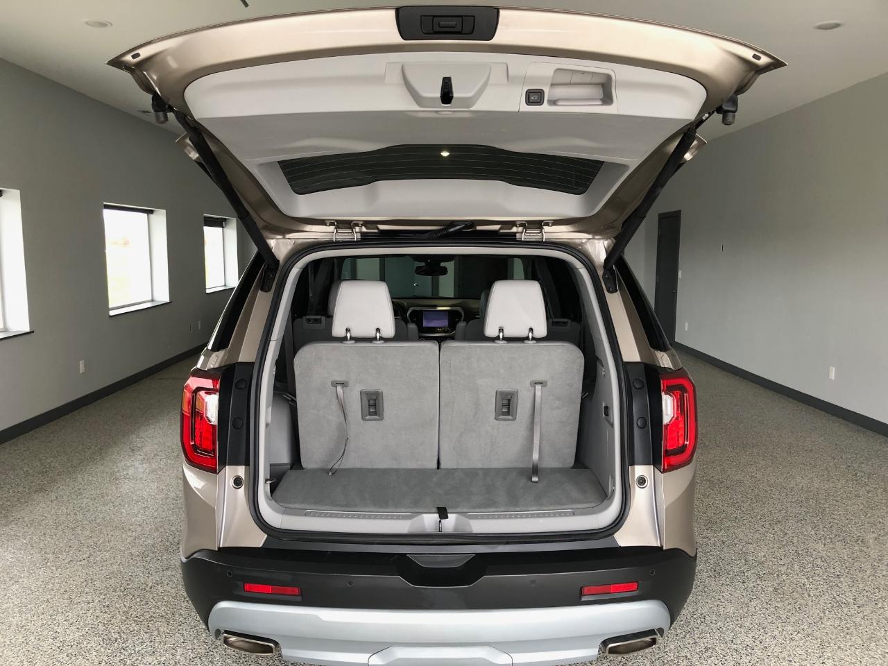 GMC Acadia AWD 4dr SLT 2023