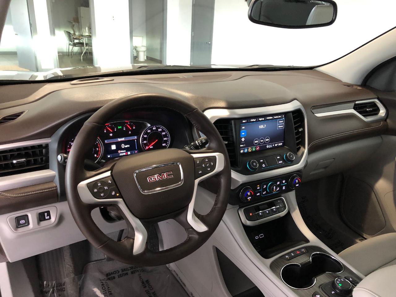 GMC Acadia AWD 4dr SLT 2023