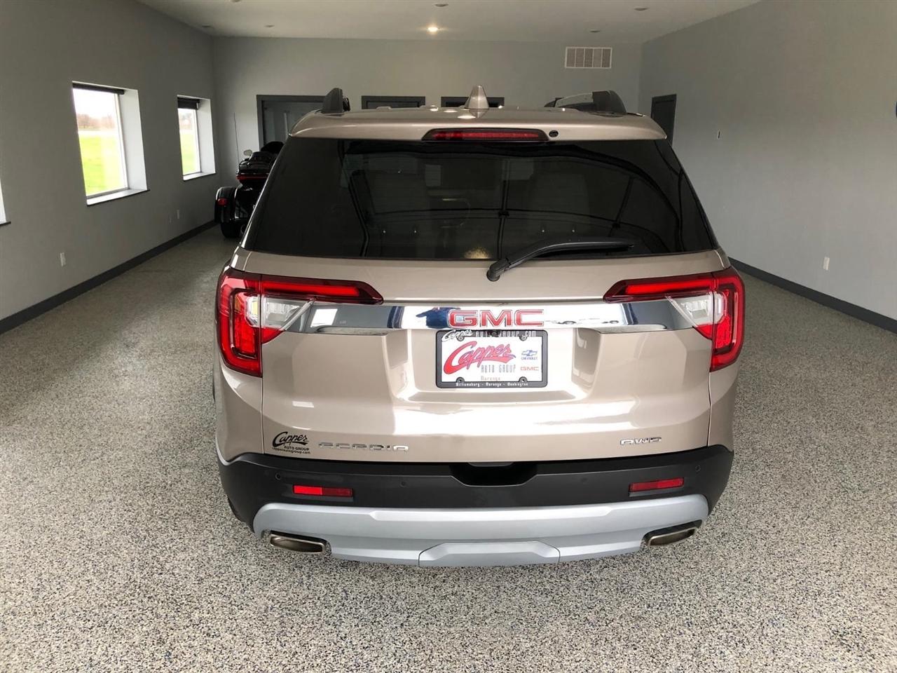 GMC Acadia AWD 4dr SLT 2023