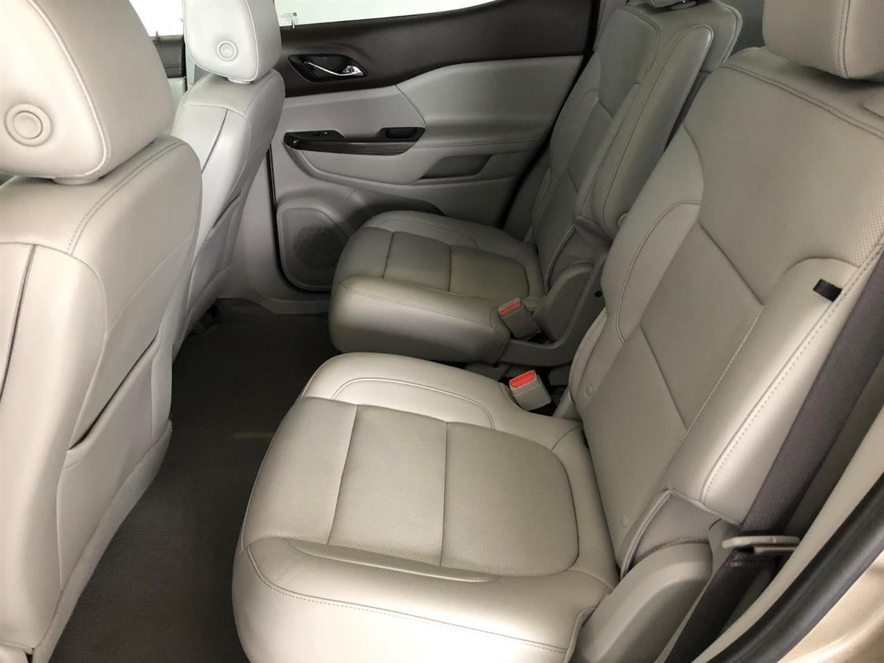 GMC Acadia AWD 4dr SLT 2023