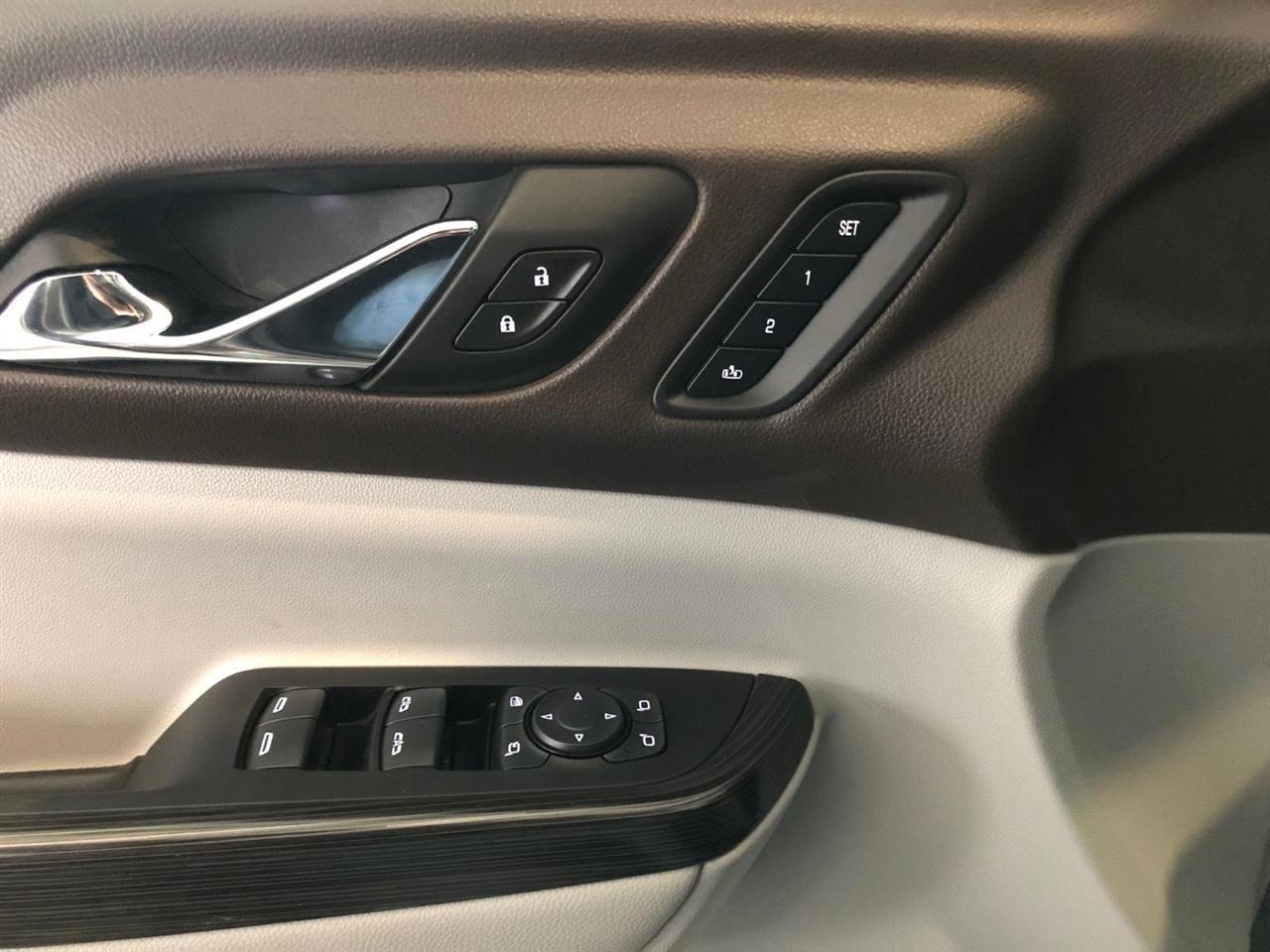 GMC Acadia AWD 4dr SLT 2023