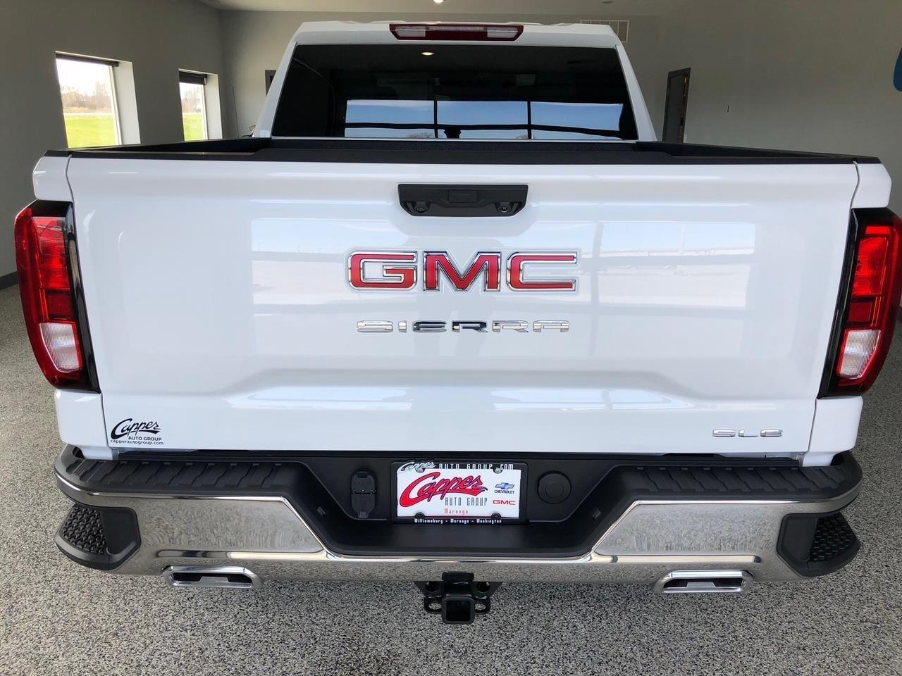 GMC Sierra 1500 4WD Crew Cab 147" SLE 2026