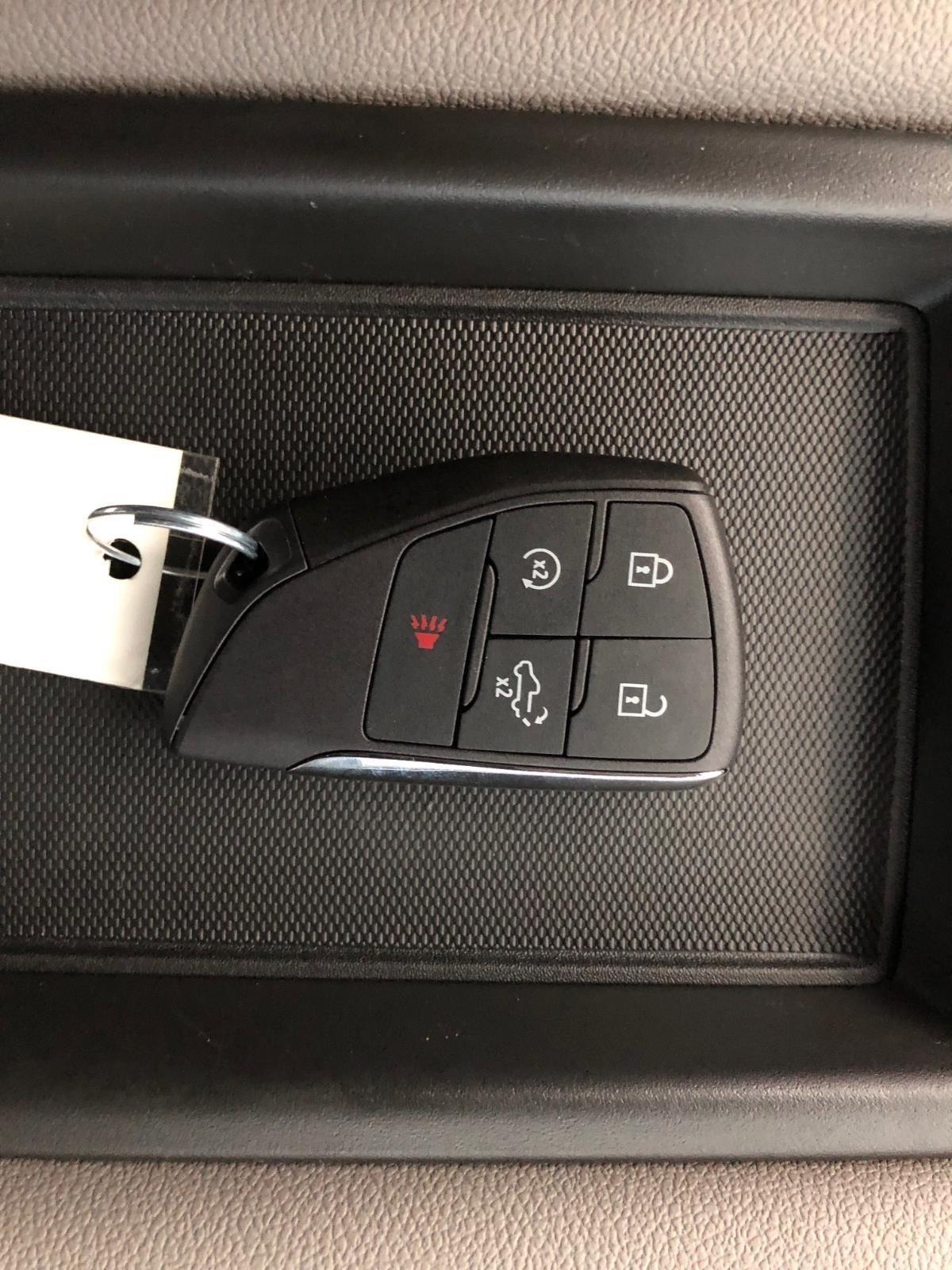 GMC Sierra 1500 4WD Crew Cab 147" SLE 2026