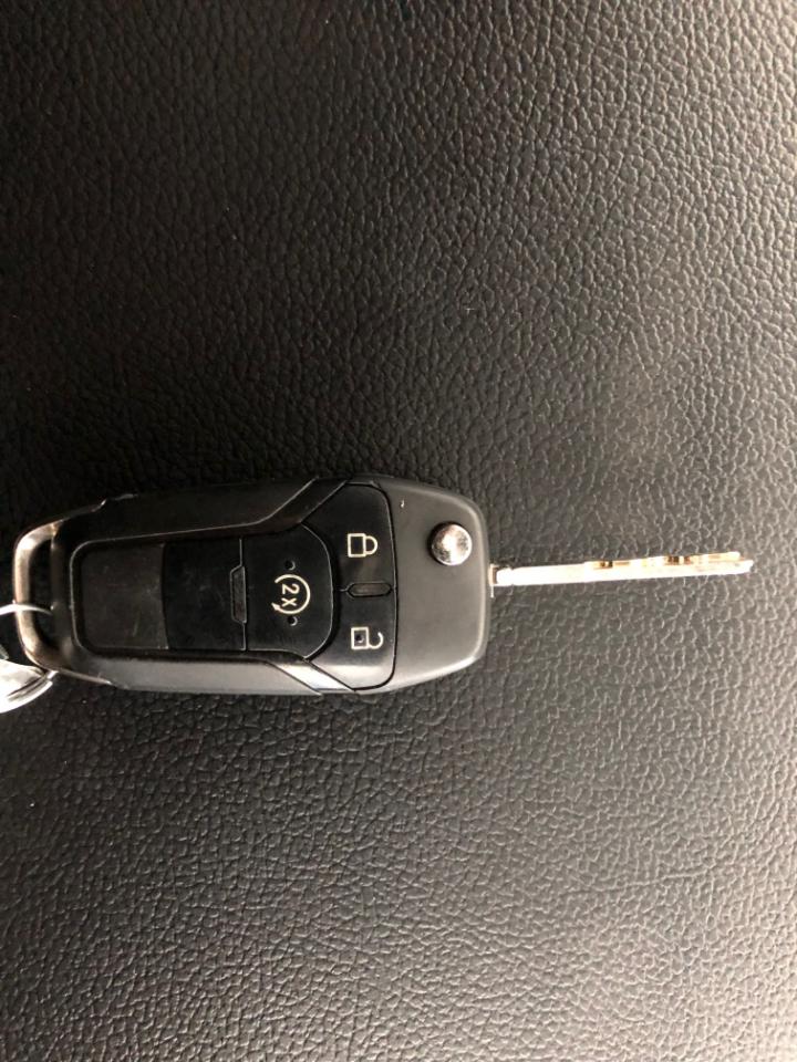 Ford F-150 4WD SuperCab 145" XLT 2015