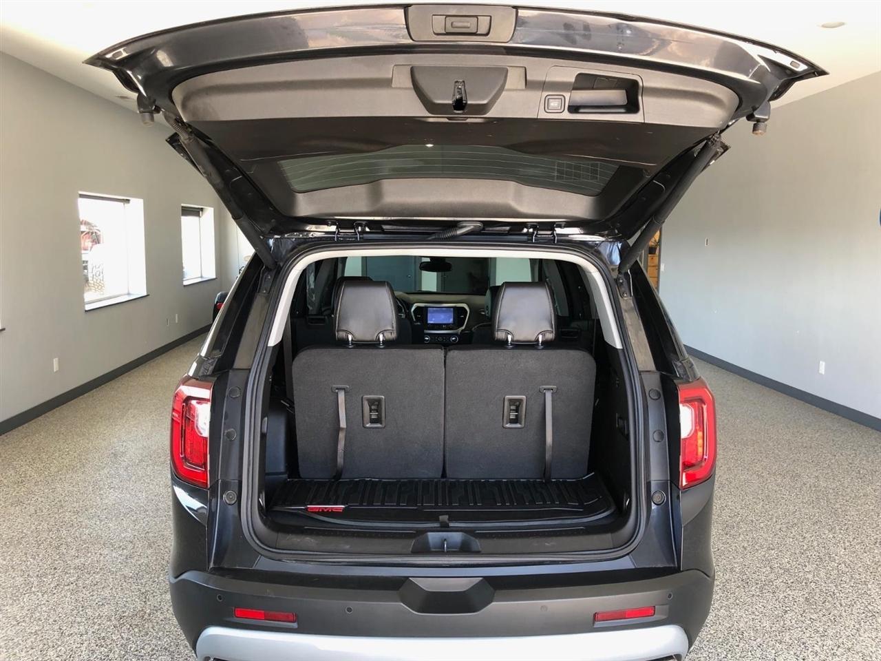 GMC Acadia AWD 4dr SLT 2020