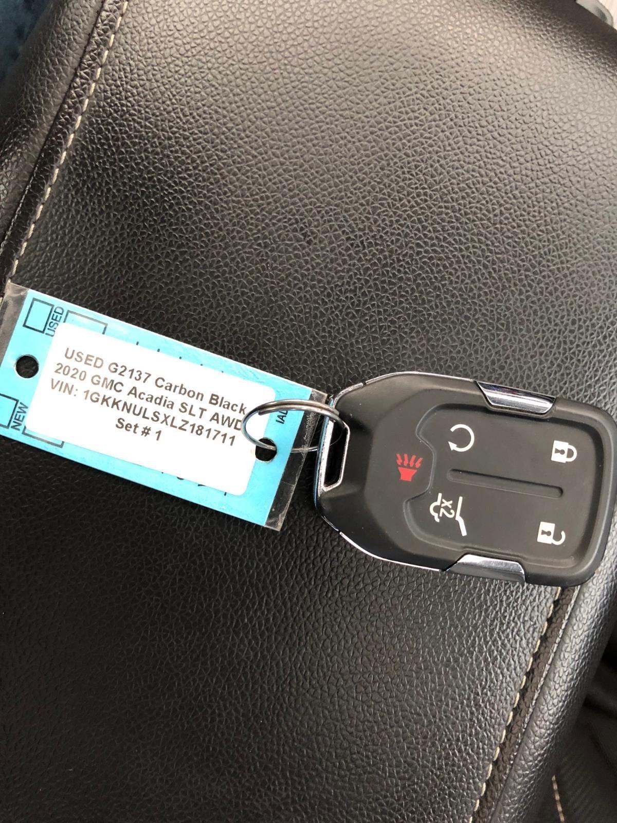 GMC Acadia AWD 4dr SLT 2020