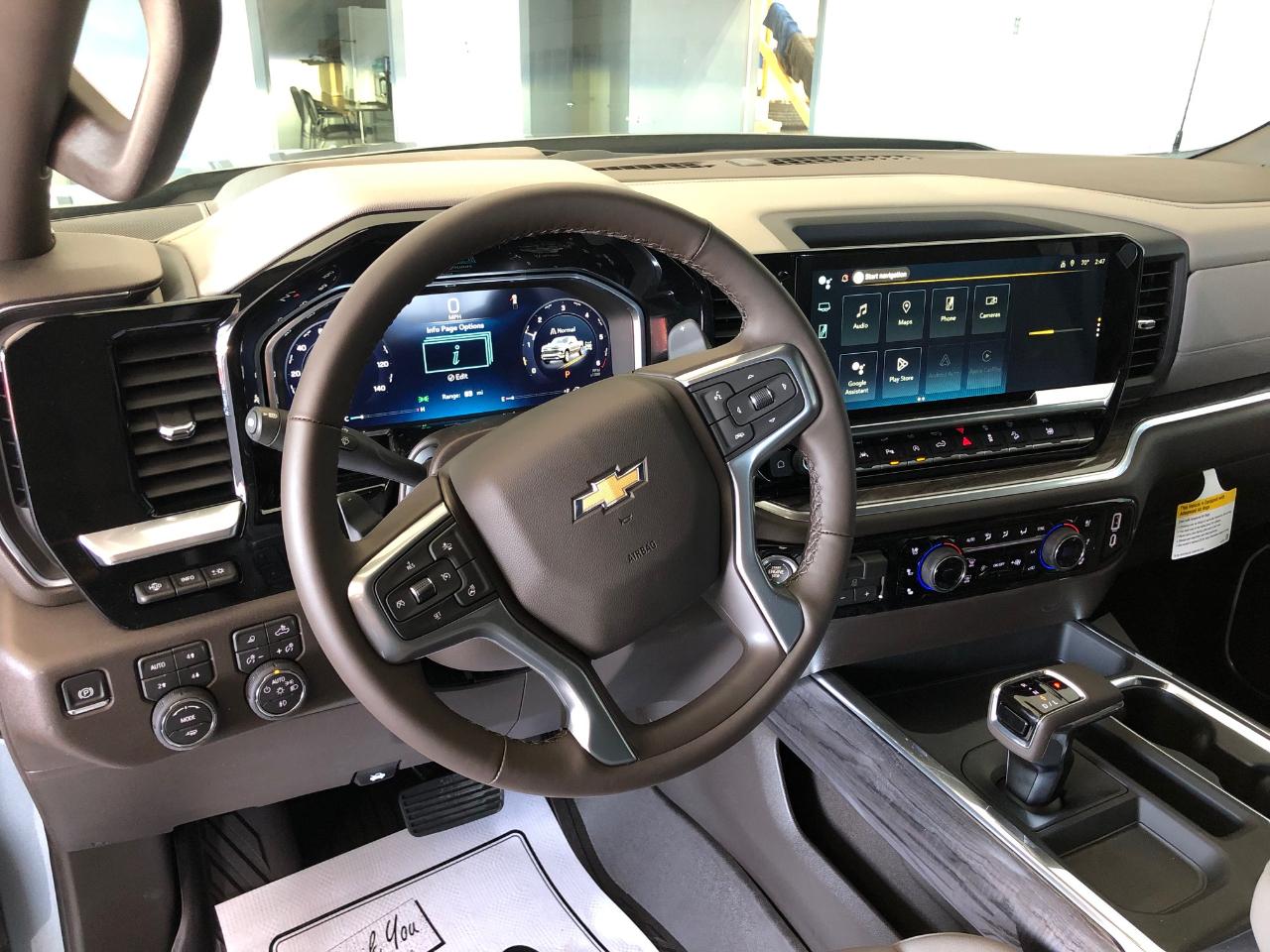 Chevrolet Silverado 1500 4WD Crew Cab 147" LTZ 2026