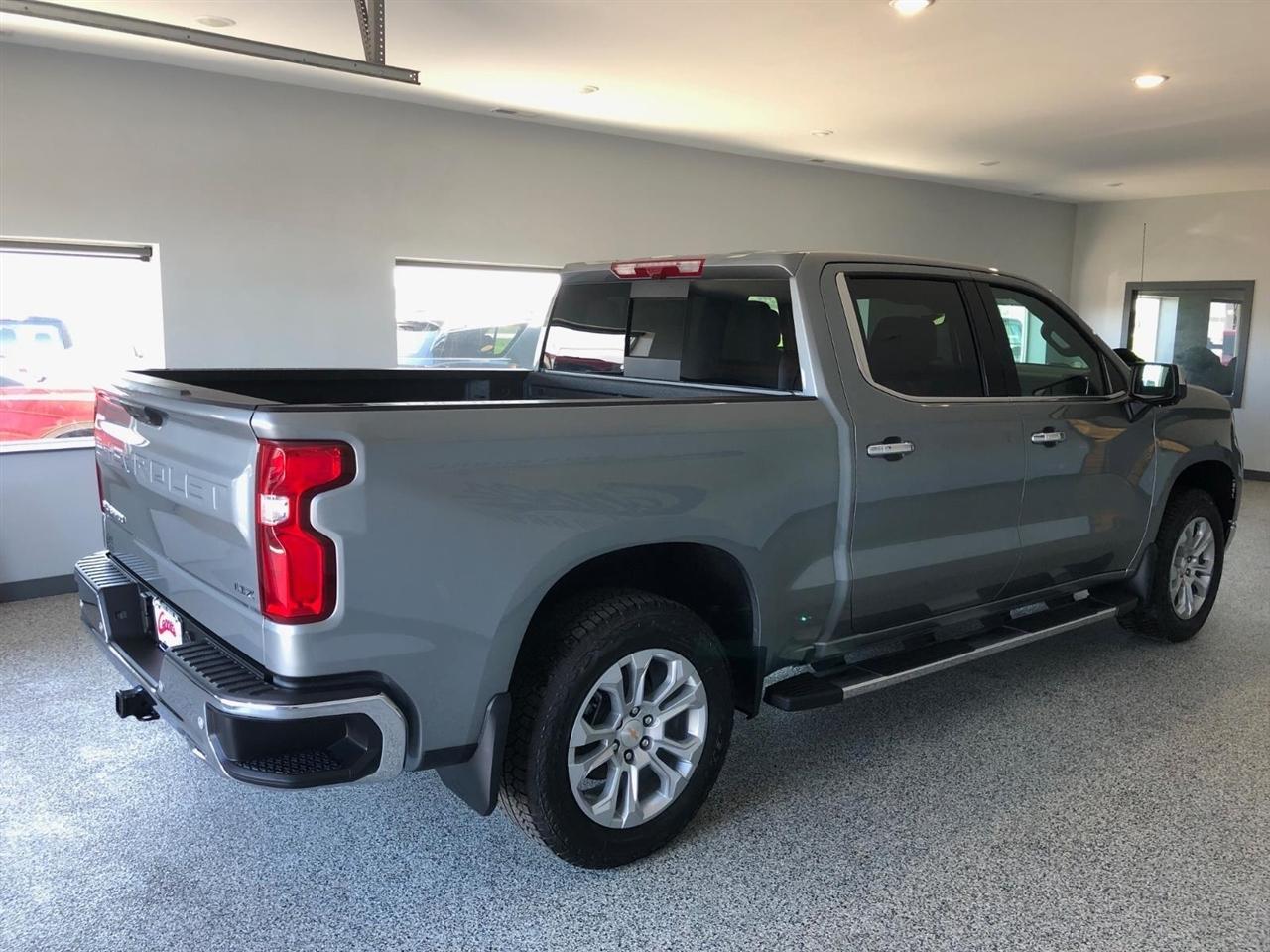 Chevrolet Silverado 1500 4WD Crew Cab 147" LTZ 2026