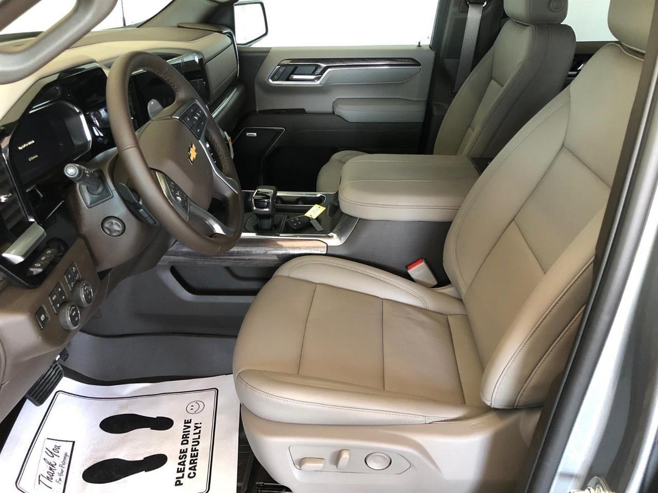 Chevrolet Silverado 1500 4WD Crew Cab 147" LTZ 2026