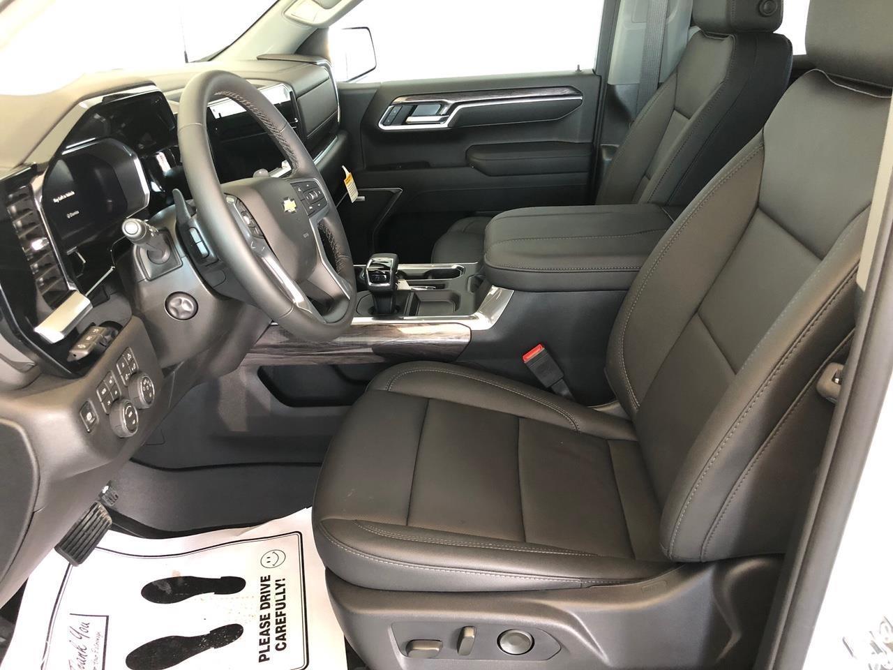 Chevrolet Silverado 1500 4WD Crew Cab 147" LTZ 2026