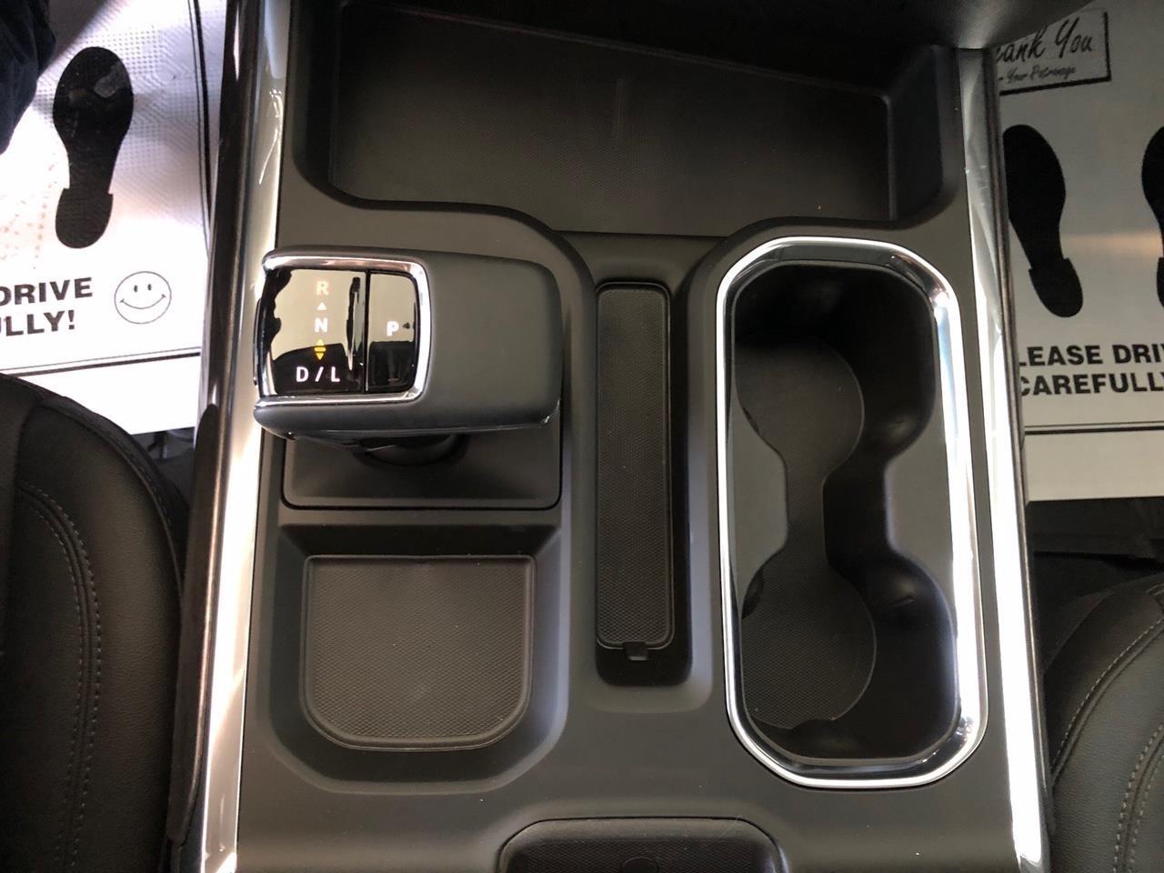 Chevrolet Silverado 1500 4WD Crew Cab 147" LTZ 2026