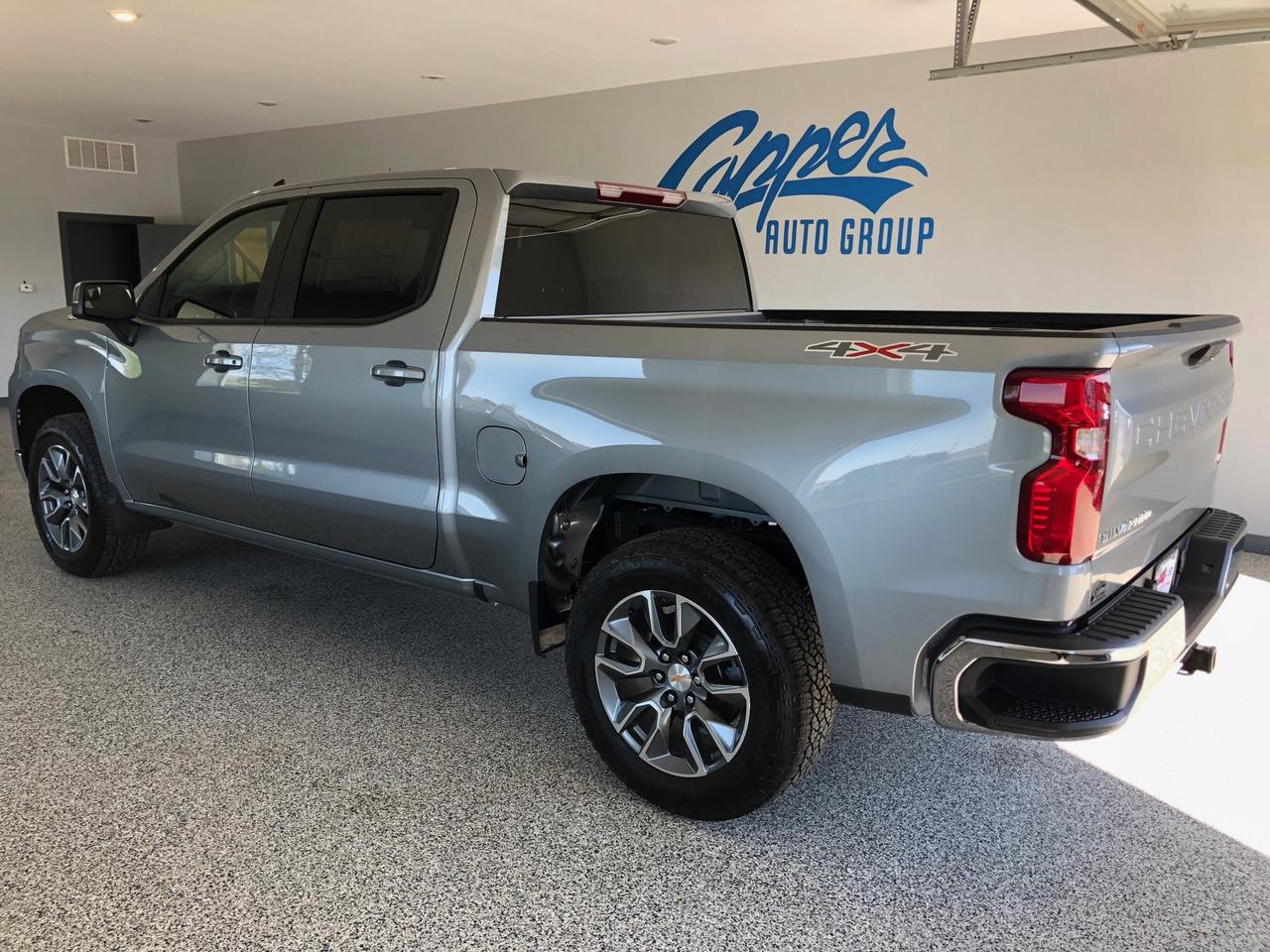 Chevrolet Silverado 1500 4WD Crew Cab 147" LT w/2FL 2026