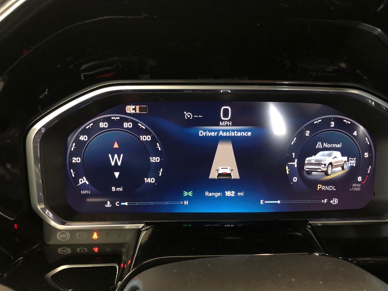 Chevrolet Silverado 1500 4WD Crew Cab 147" LT w/2FL 2026