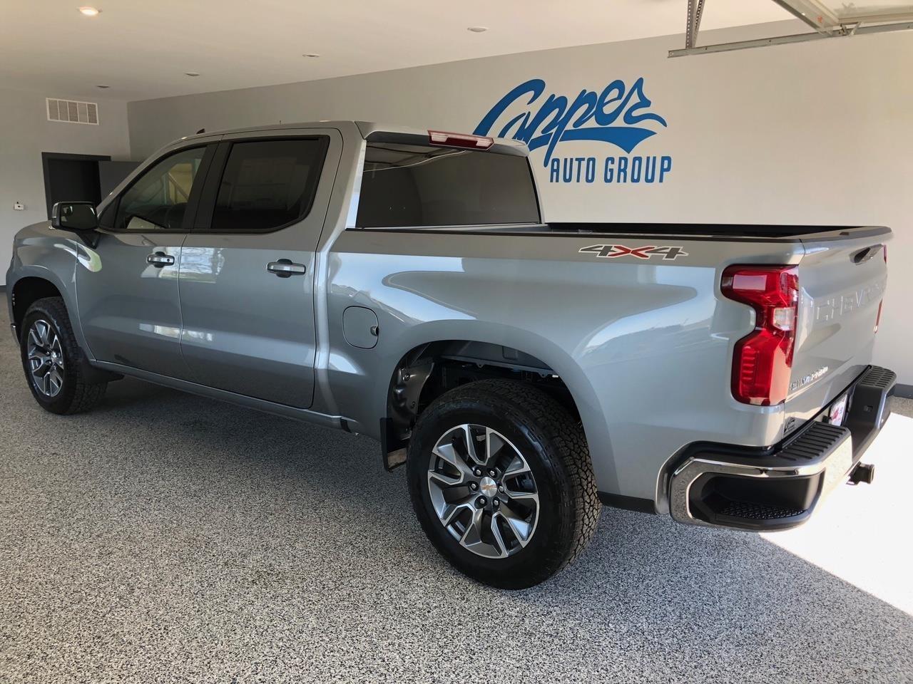 Chevrolet Silverado 1500 4WD Crew Cab 147" LT w/2FL 2026