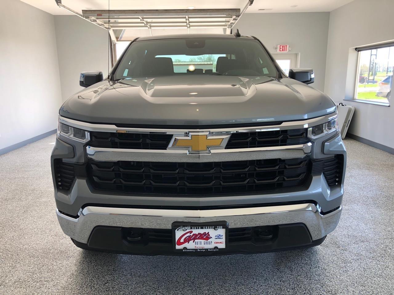 Chevrolet Silverado 1500 4WD Crew Cab 147" LT w/2FL 2026
