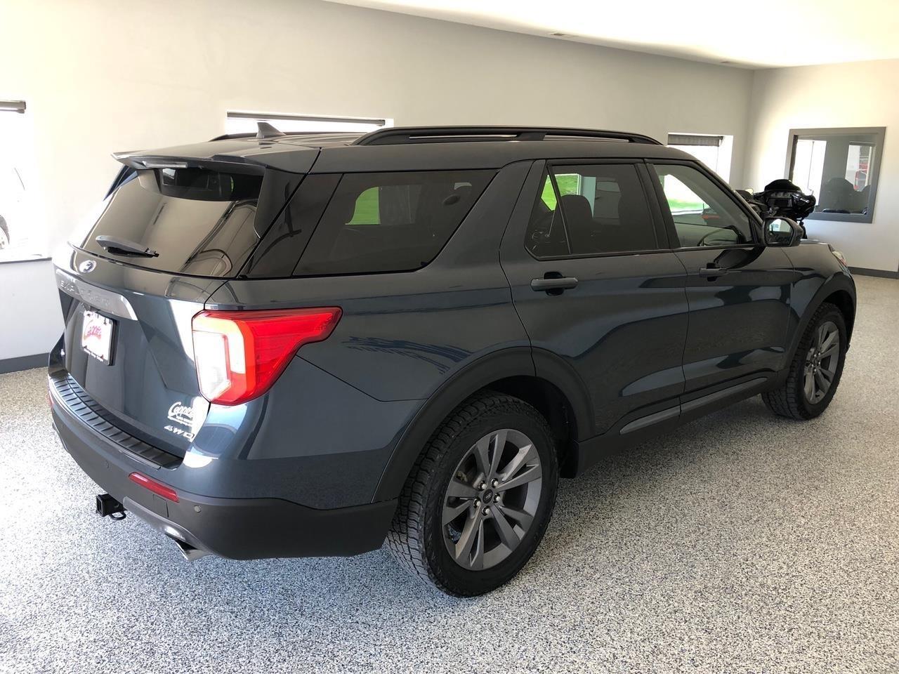 Ford Explorer XLT 4WD 2022