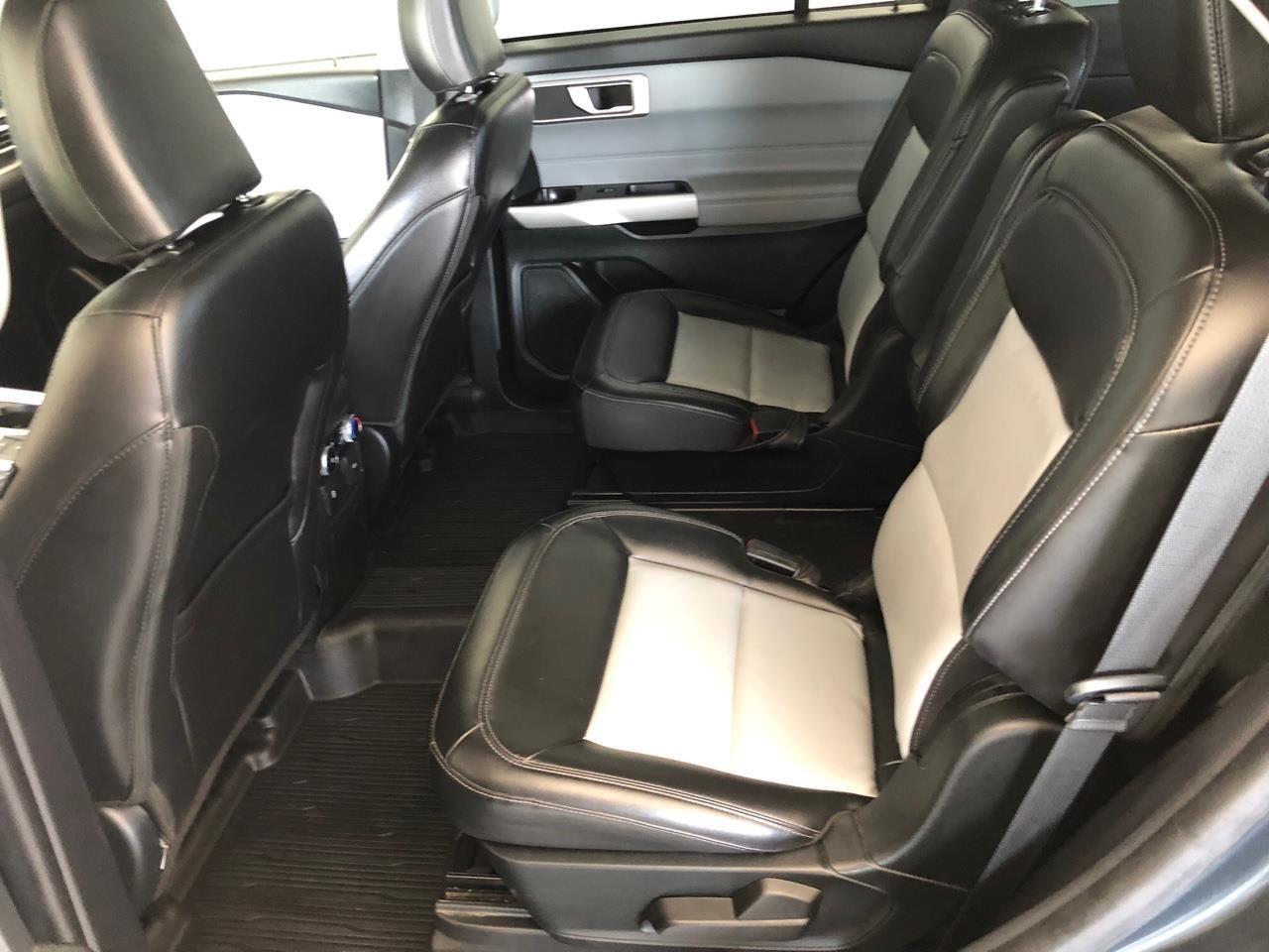 Ford Explorer XLT 4WD 2022