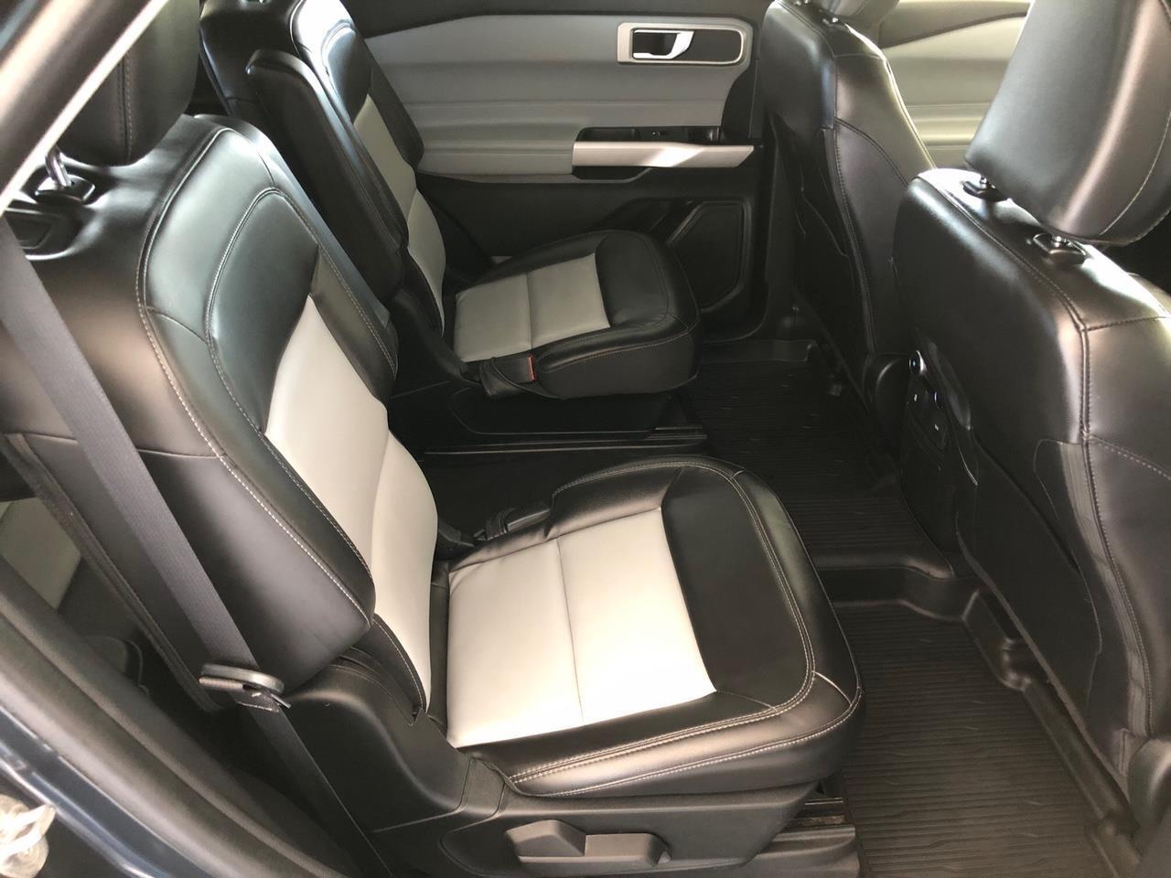 Ford Explorer XLT 4WD 2022