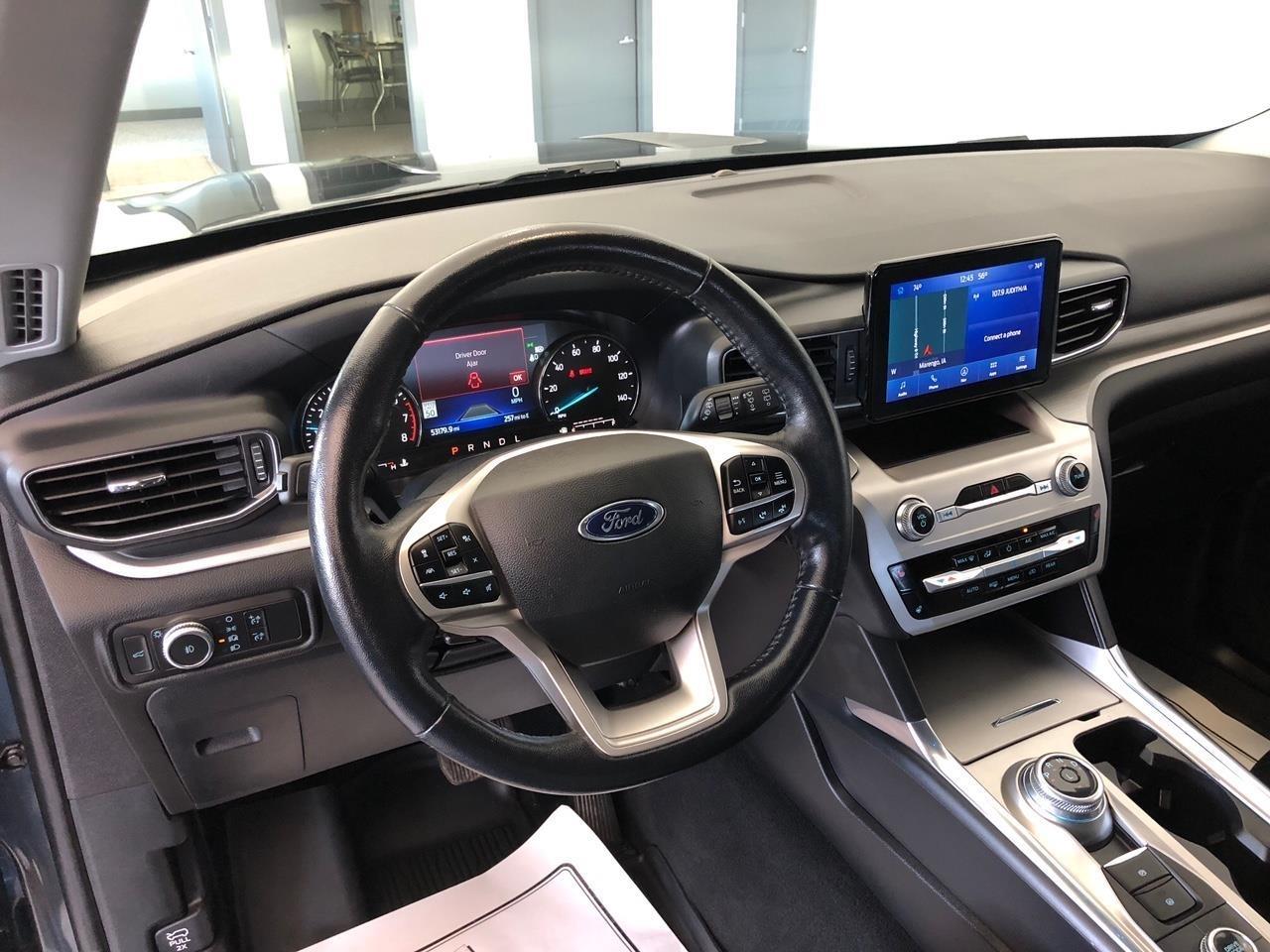 Ford Explorer XLT 4WD 2022