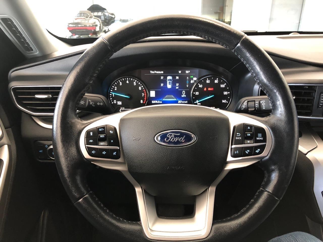 Ford Explorer XLT 4WD 2022