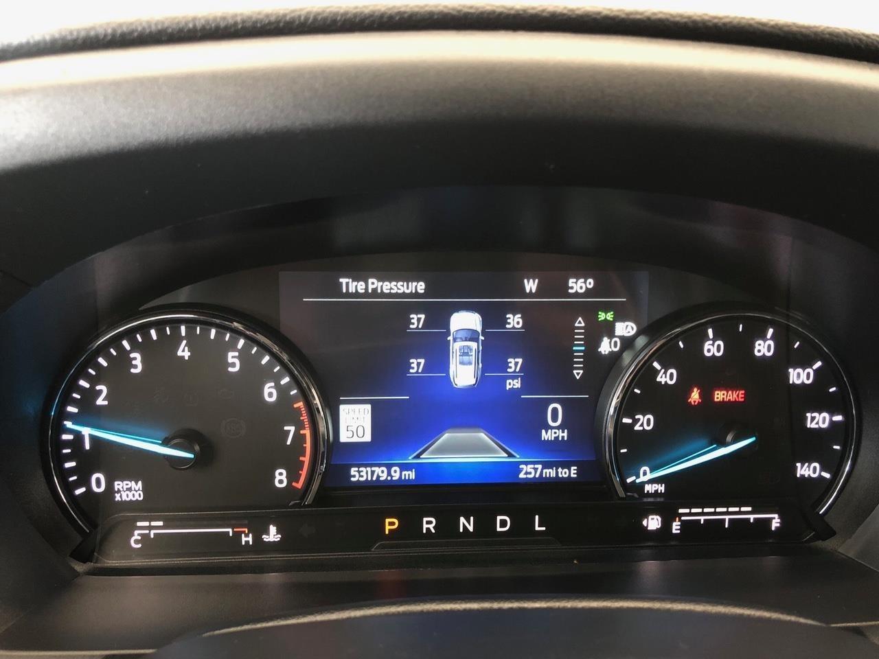 Ford Explorer XLT 4WD 2022