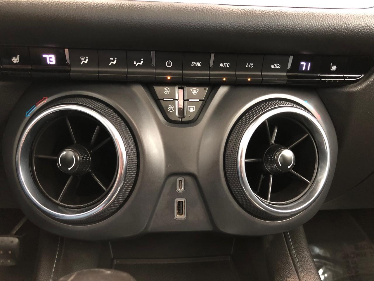 Chevrolet Blazer AWD 4dr w/3LT 2019