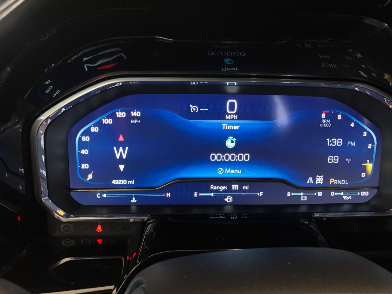 Chevrolet Silverado 1500 4WD Crew Cab 147" LT w/1LT 2023