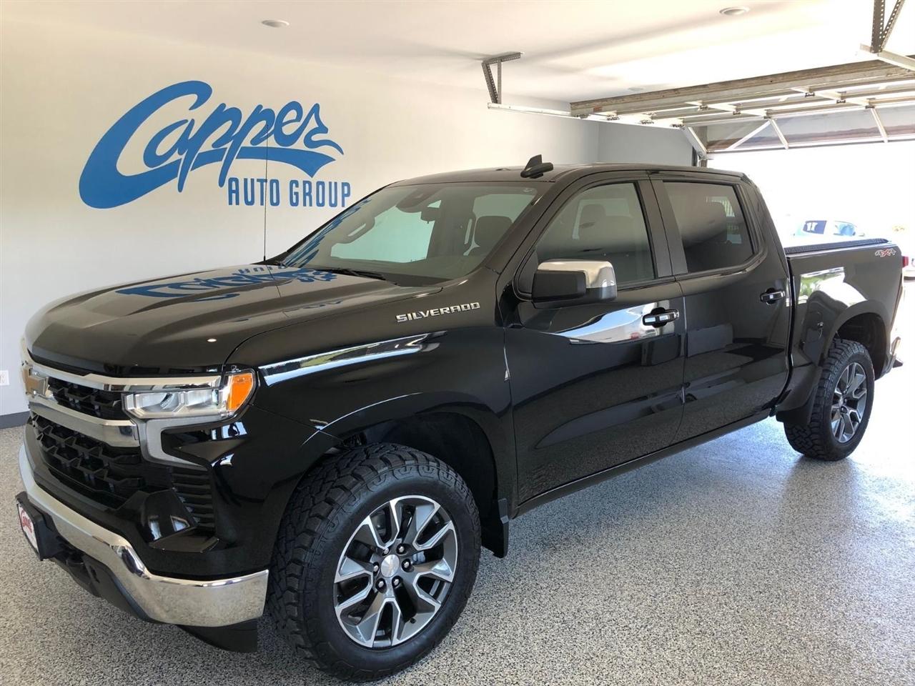 2023 Chevrolet Silverado 1500 4WD Crew Cab 147" LT w/1LT