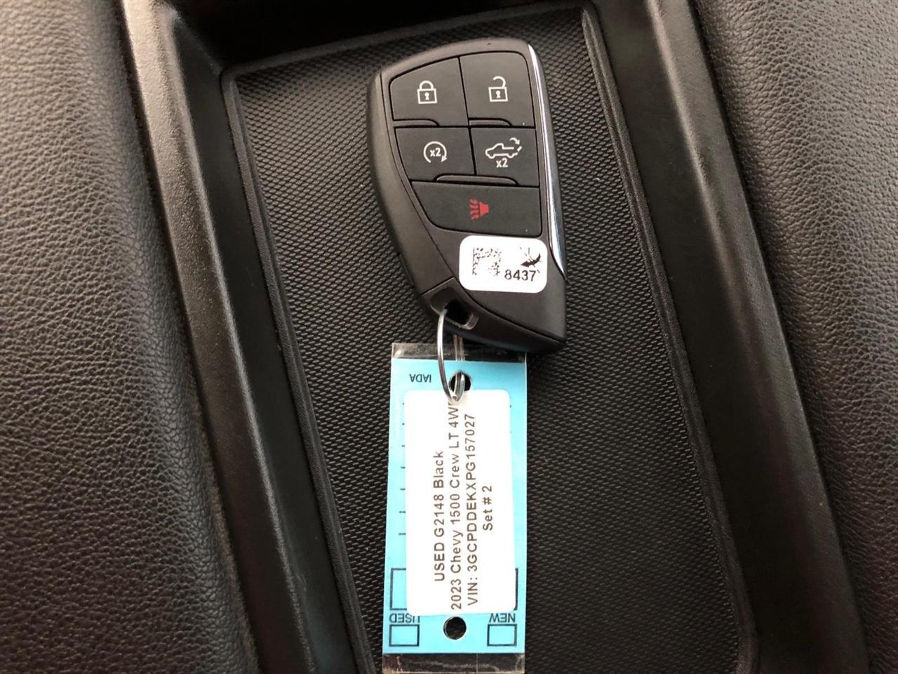 Chevrolet Silverado 1500 4WD Crew Cab 147" LT w/1LT 2023