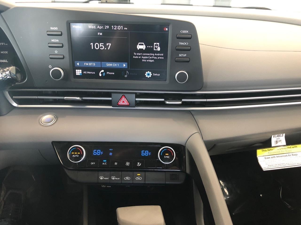 Hyundai Elantra SEL IVT *Ltd Avail* 2021