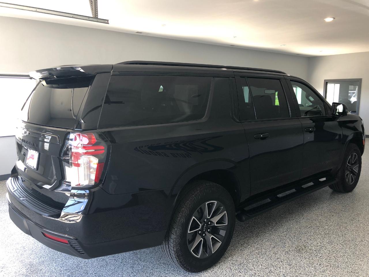 Chevrolet Suburban 4WD 4dr Z71 2023