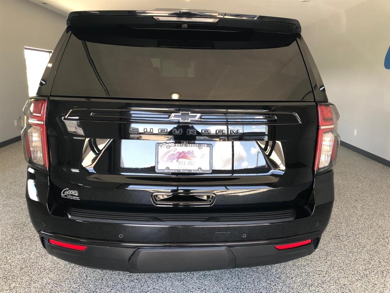 Chevrolet Suburban 4WD 4dr Z71 2023