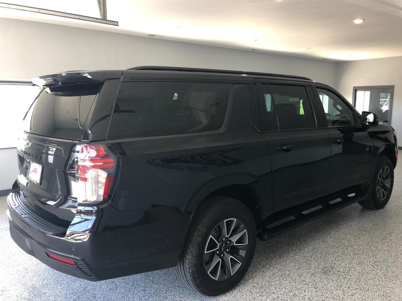 Chevrolet Suburban 4WD 4dr Z71 2023
