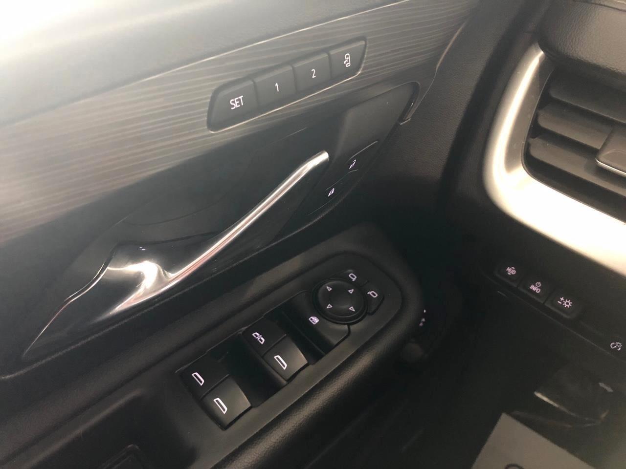 GMC Terrain AWD 4dr SLT 2023