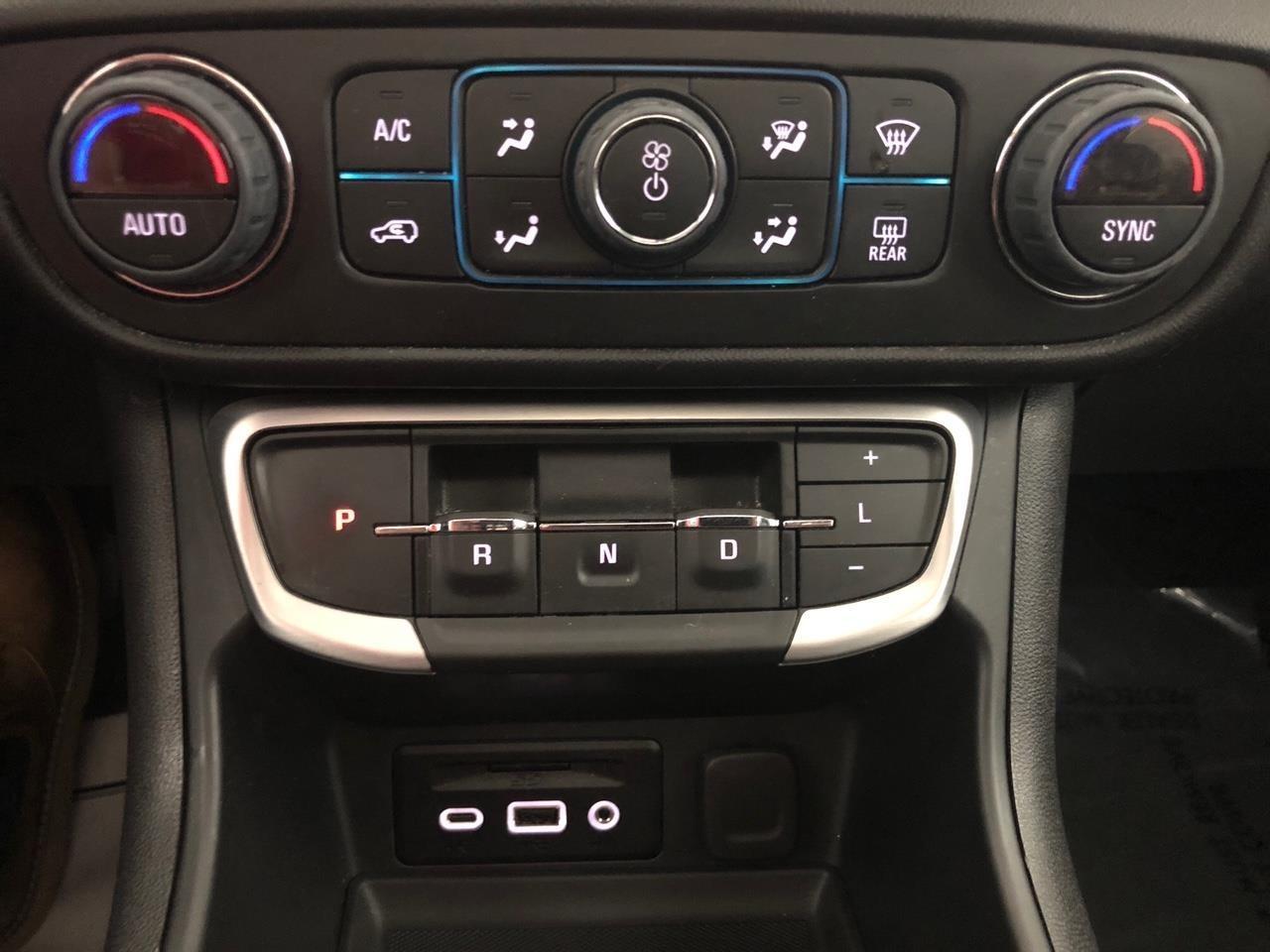 GMC Terrain AWD 4dr SLT 2023