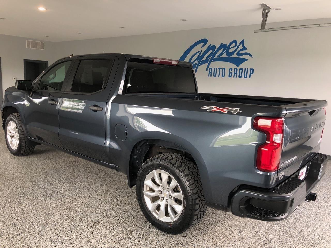 Chevrolet Silverado 1500 4WD Crew Cab 147" Custom 2020
