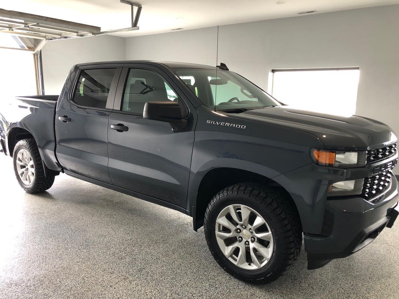 Chevrolet Silverado 1500 4WD Crew Cab 147" Custom 2020