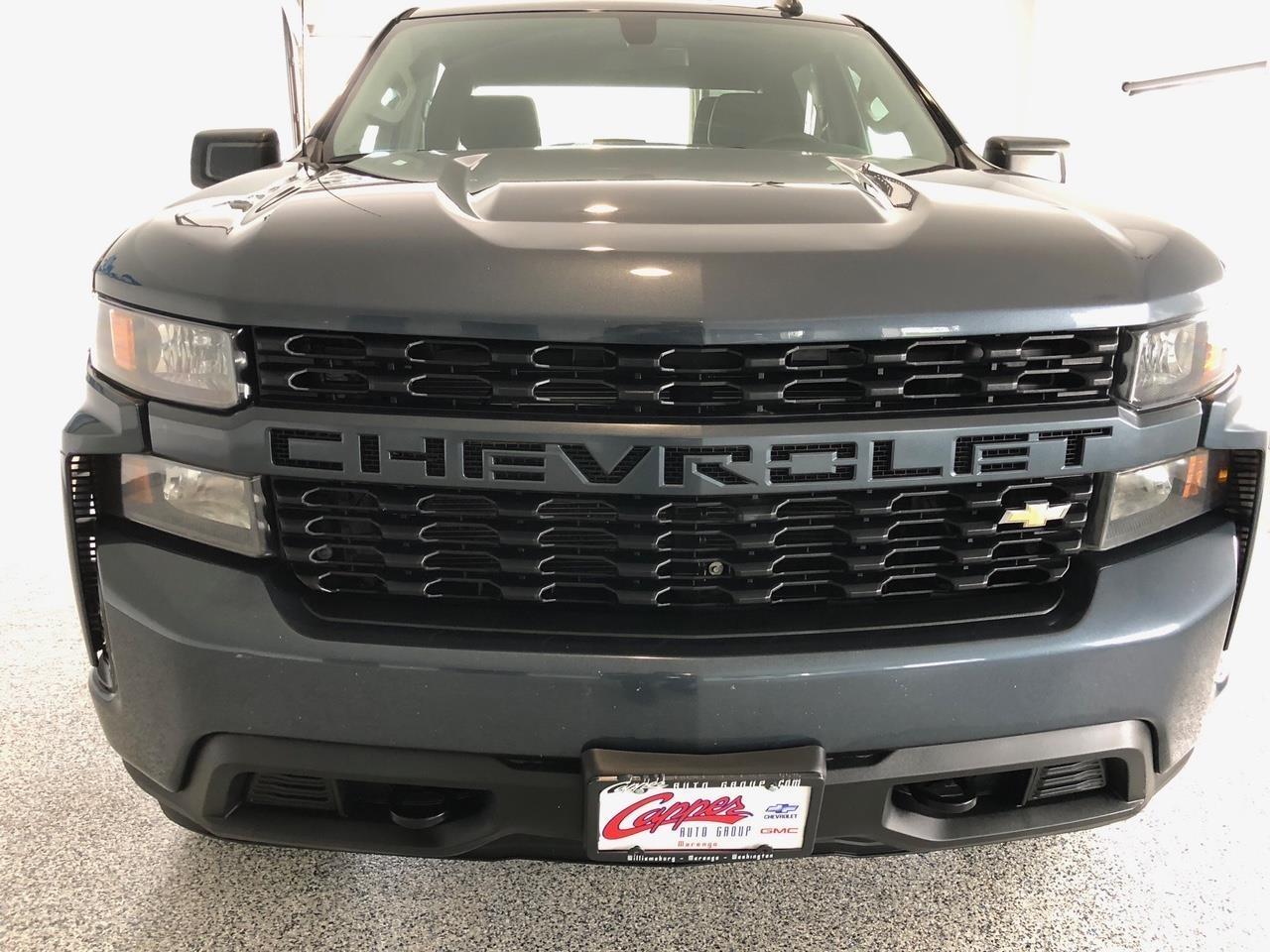 Chevrolet Silverado 1500 4WD Crew Cab 147" Custom 2020