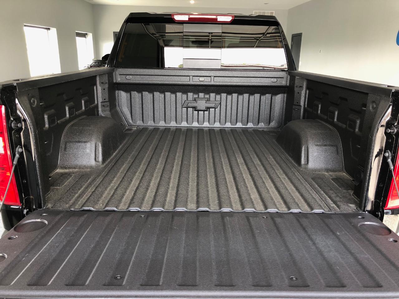 Chevrolet Silverado 1500 4WD Crew Cab 147" LT w/1LT 2026