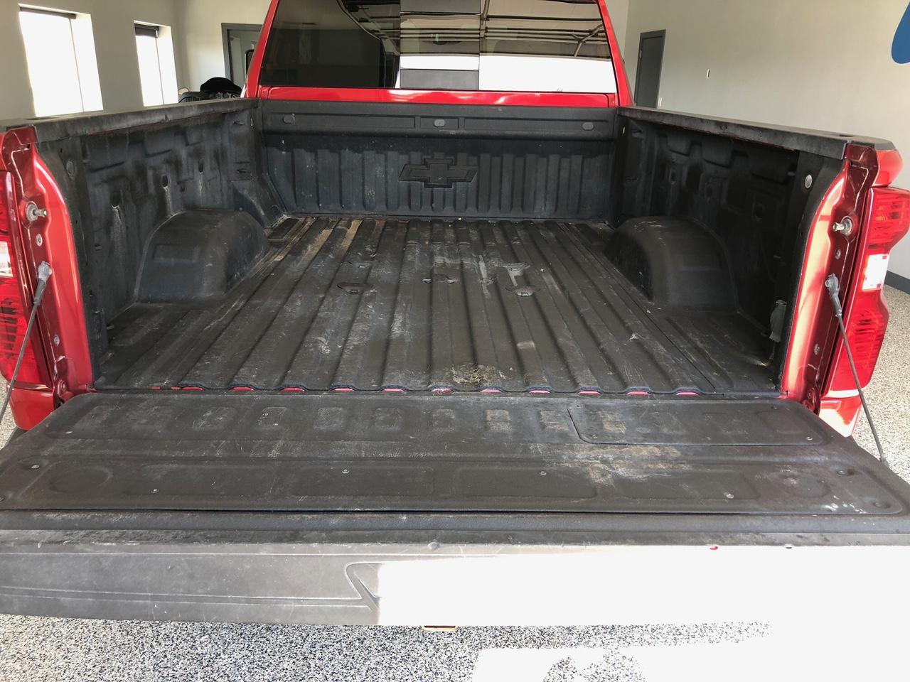 Chevrolet Silverado 3500HD 4WD Crew Cab 159" LT 2022
