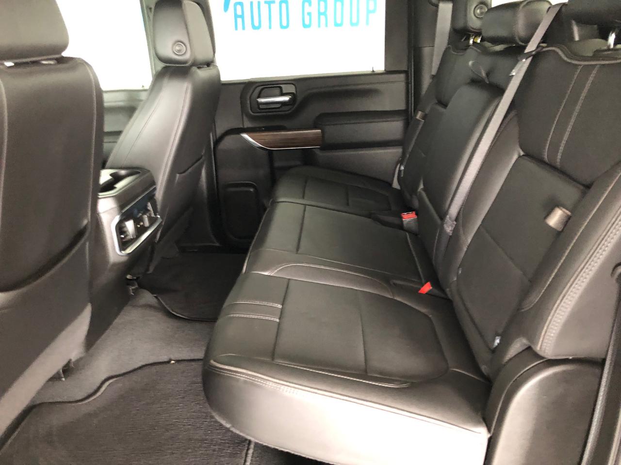 Chevrolet Silverado 2500HD 4WD Crew Cab 159" High Country 2022